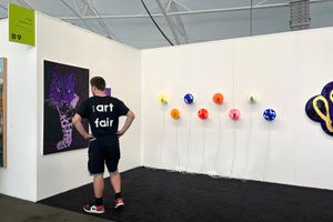 [Reuben Paterson][0], Turumeke Harrington, [Max Gimblett][1], Page Galleries, Aotearoa Art Fair, Auckland (16–20 November 2022). Courtesy Ocula. Photo: Ada Leung.


[0]: https://ocula.com/artists/reuben-patterson/
[1]: https://ocula.com/artists/max-gimblett/